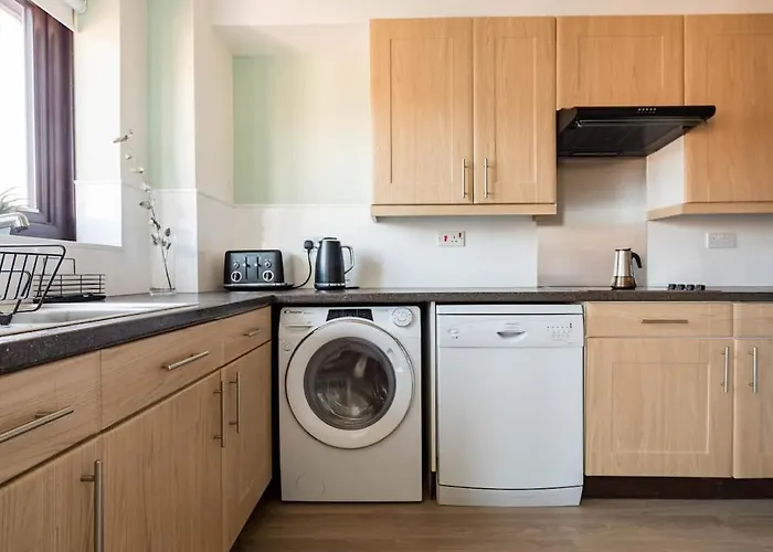 Appartement Stylish With Balcony, Minutes From